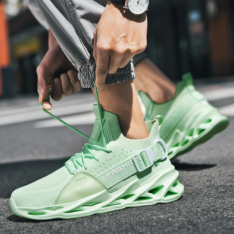 2025 Men's Shoes Fashion Light - Mens Fashion Summer 2025 บทวิจารณ์และราคา