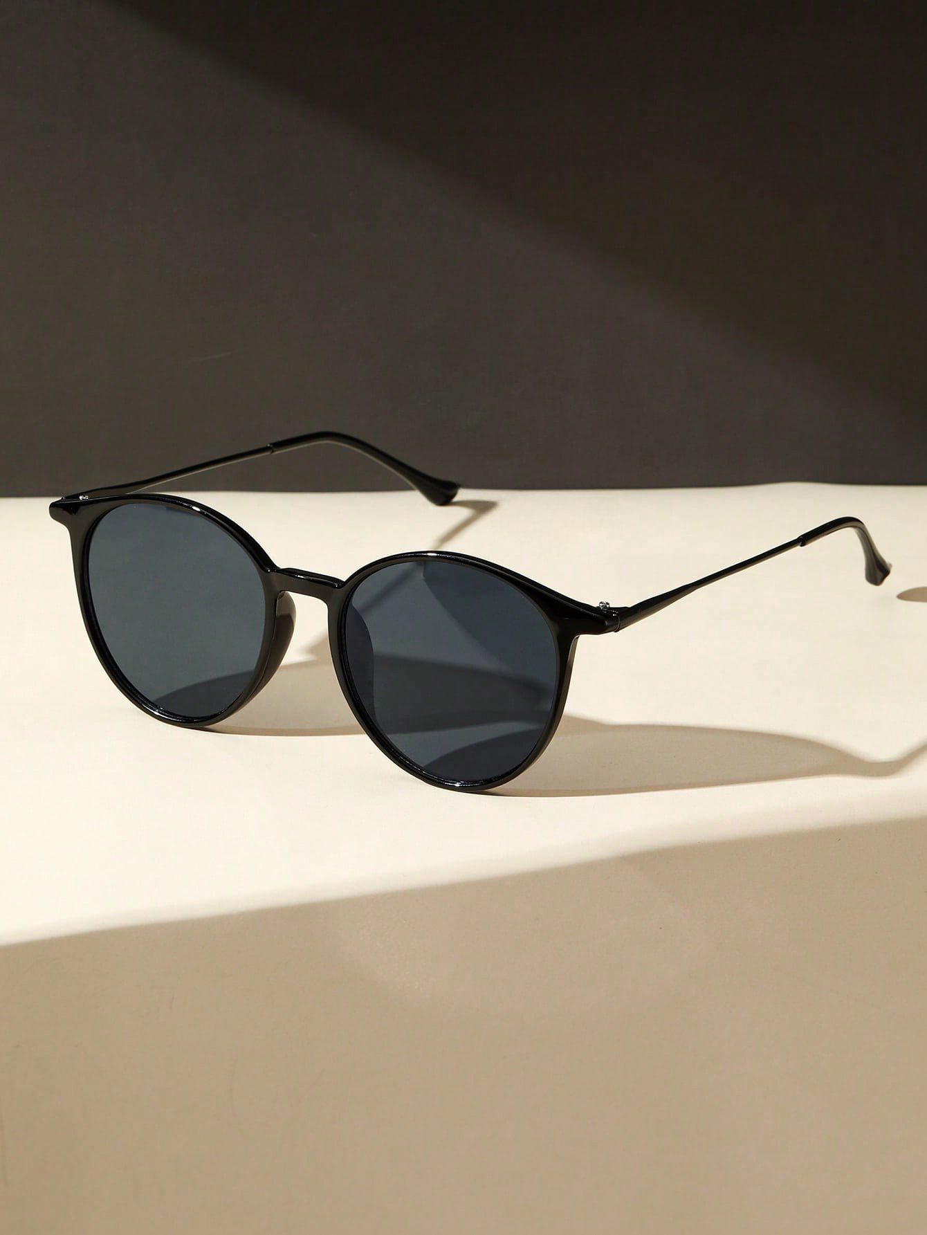 1PC Fashion Round Metal Women  - Men'S Fashion Accessories บทวิจารณ์และราคา